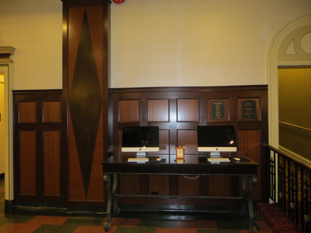 Hotel Carleton Of Oak Park Zewnętrze zdjęcie